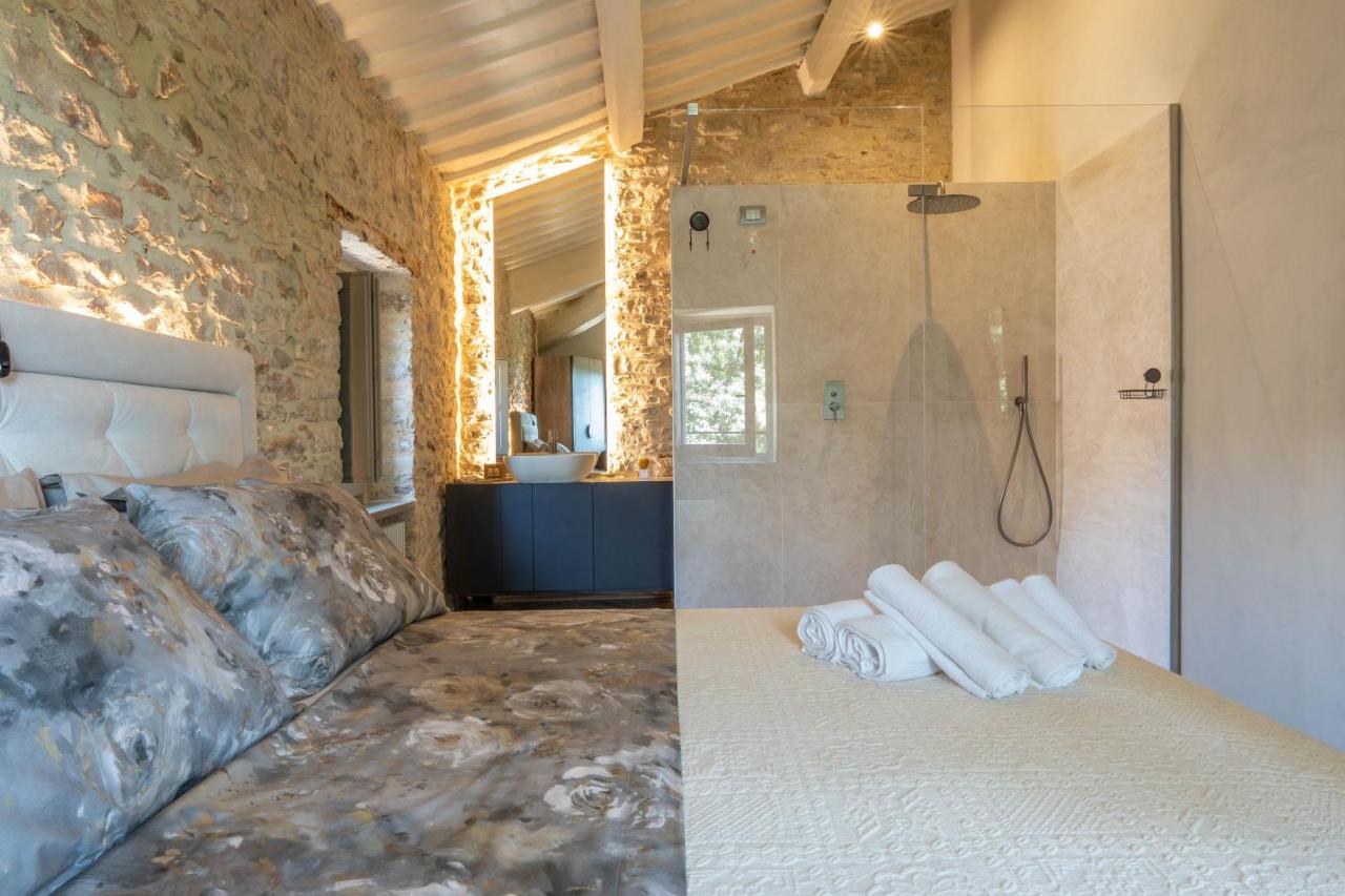 Forma Your Boutique Suite กอร์เชียโน ภายนอก รูปภาพ