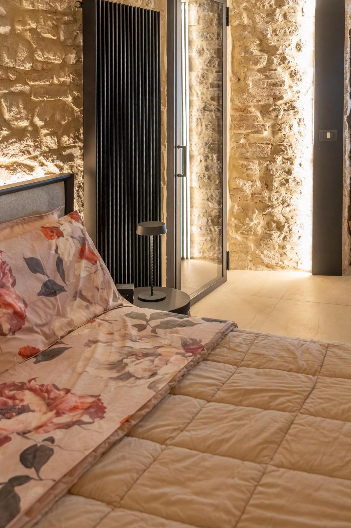 Forma Your Boutique Suite กอร์เชียโน ภายนอก รูปภาพ